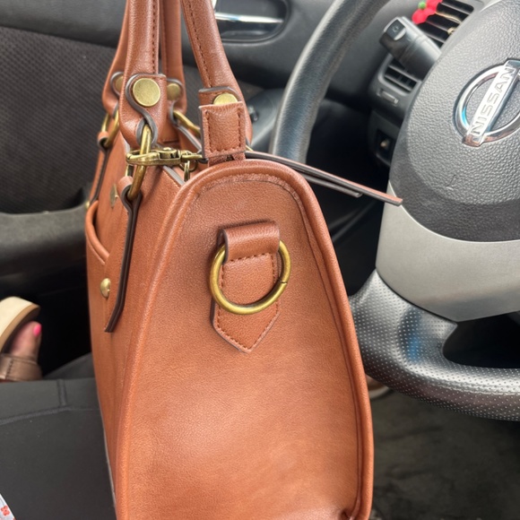 Frye and Co - Picture 3 of 5